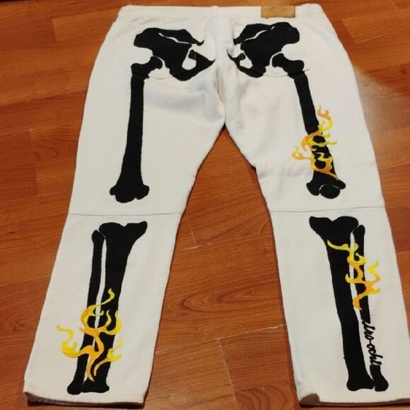 White Studded Men's Pants - Picture 4 of 6